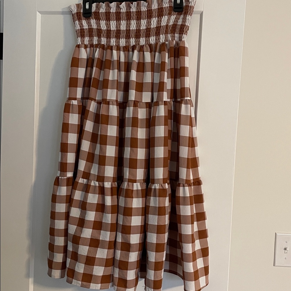 Brown and White Gingham Tiered Skirt - Picture 2 of 2